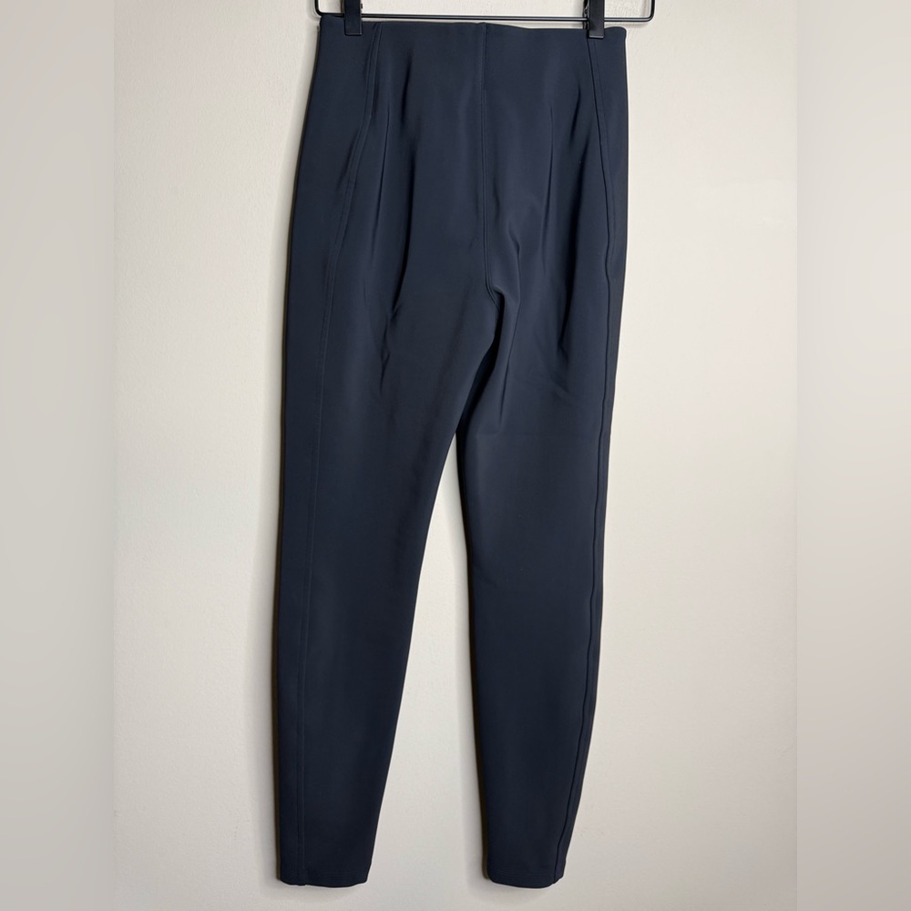 Athleta black tapered leg pant size 4 - Picture 5 of 7